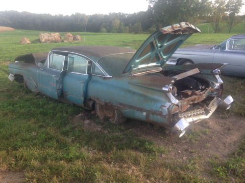 1959 CADILLAC 4 PARTS CARS. LOOK CALL WITH QUESTIONS, image 11