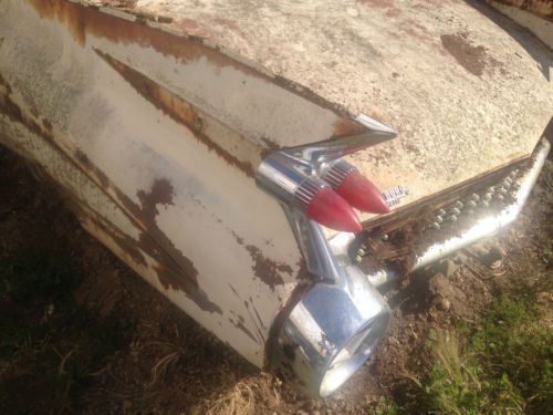 1959 CADILLAC 4 PARTS CARS. LOOK CALL WITH QUESTIONS, image 15