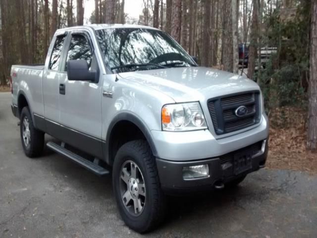 Ford f-150 fx4 crew cab pickup 4-door