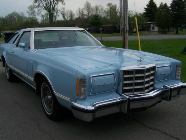 Ford thunderbird blue