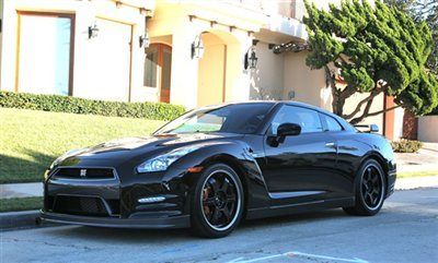2013 black edition gtr. black over black. 200 miles. dry carbon wing. brand new!