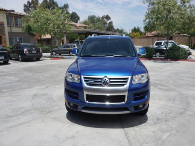 2010 volkswagen touareg tdi sport utility 4-door