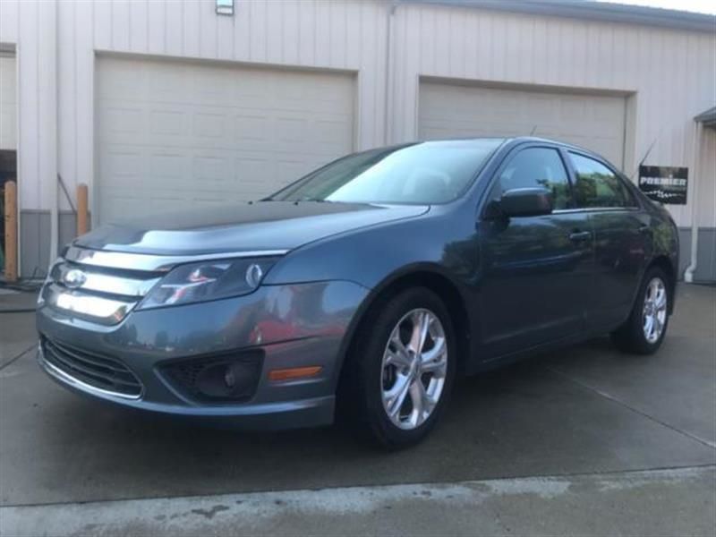 2012 ford fusion se