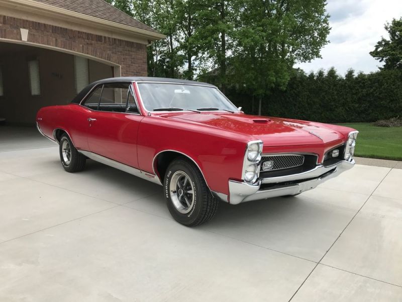 1967 pontiac gto hardtop