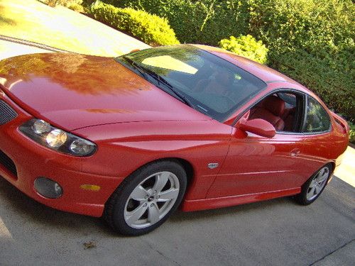 2004 pontiac gto base coupe 2-door 5.7l