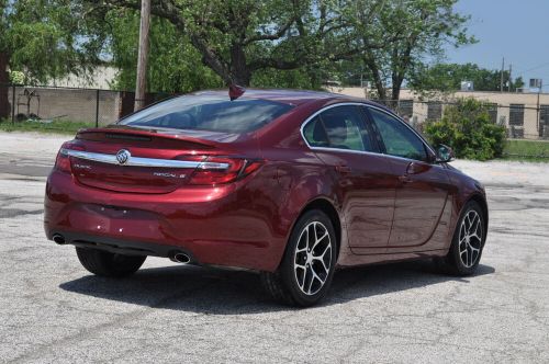 2017 buick regal sport touring