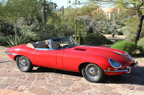 1967 jaguar e-type series 1 convertible.  stunning car!