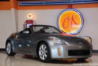 2005 nissan 350z 1 owner 17k miles wow convertible amazing condition call now