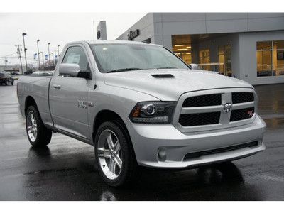 5.7l r/t 4x2, 8.4nav, backup camera, remote start, tow package, power pedals