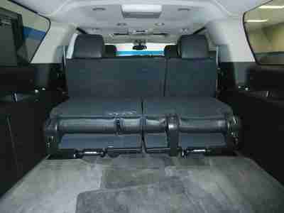 Sunroof Gm Certified 2 DVD Players Leather Heated Seats Blue Tooth 3rd Row, image 5