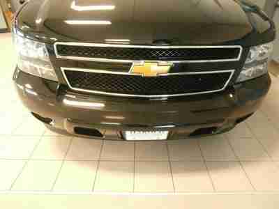 Sunroof Gm Certified 2 DVD Players Leather Heated Seats Blue Tooth 3rd Row, image 9