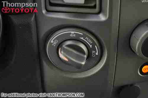 2004 Nissan Titan LE Crew Cab Pickup 4-Door 5.6L, US $12,891.00, image 17