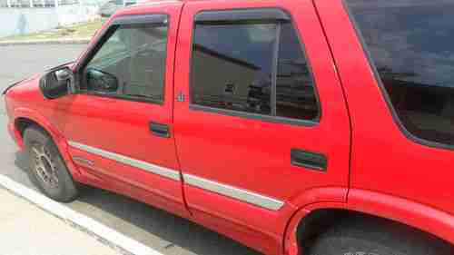 1999 GMC Jimmy Envoy Sport Utility 4-Door 4.3L  For Parts, image 4