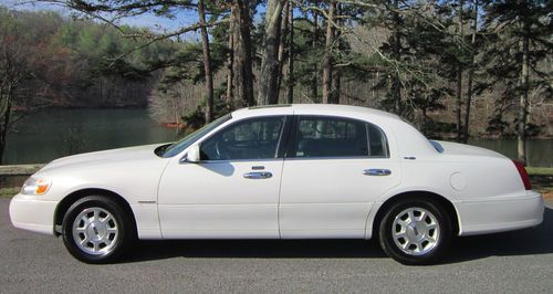 No reserve! luxury sedan touring southern no rust extra clean serviced signature
