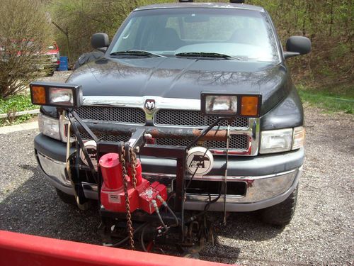 1998 98 dodge ram 1500 4x4 5speed western plow low mileage one owner