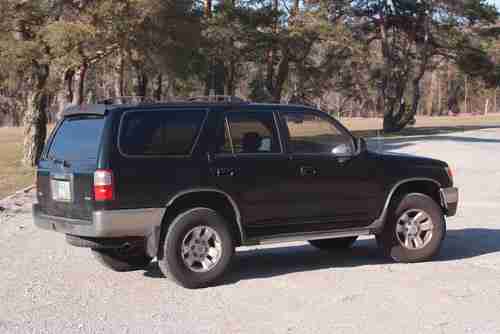 1997 Toyota 4Runner PARTS CAR, image 3