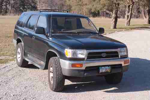1997 Toyota 4Runner PARTS CAR, image 4