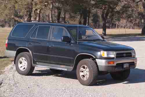 1997 Toyota 4Runner PARTS CAR, image 8