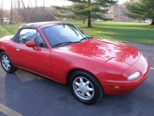 1990 mazda mx-5 miata, 32k original miles, 5-speed, no reserve