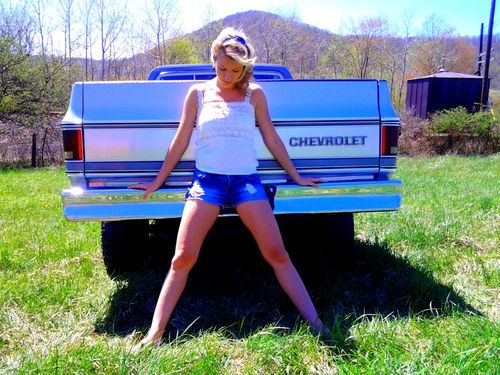1976 chevrolet silverado truck....beautiful classic chevy