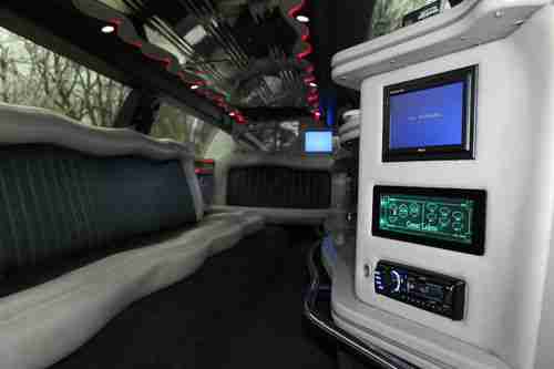 2007 Lincoln Town car 180 inch stretch with a 5th door!, US $32,475.00, image 6