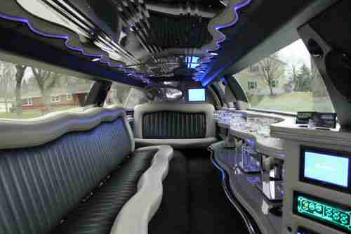 2007 Lincoln Town car 180 inch stretch with a 5th door!, US $32,475.00, image 14