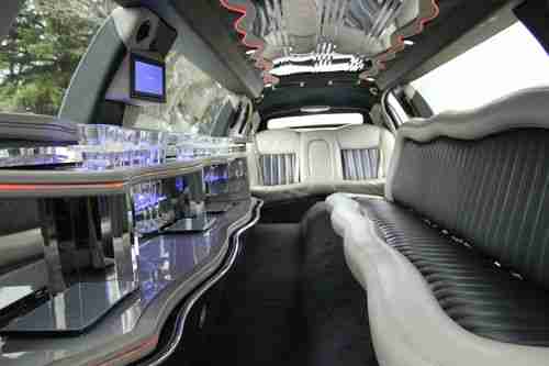 2007 Lincoln Town car 180 inch stretch with a 5th door!, US $32,475.00, image 16