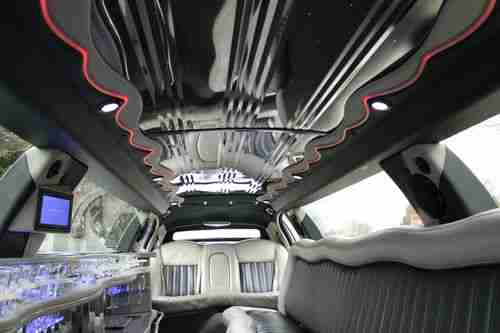 2007 Lincoln Town car 180 inch stretch with a 5th door!, US $32,475.00, image 17