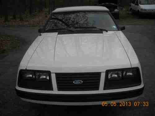 1983 Ford Mustang GLX Convertible 2-Door 3.8 V-6, image 2