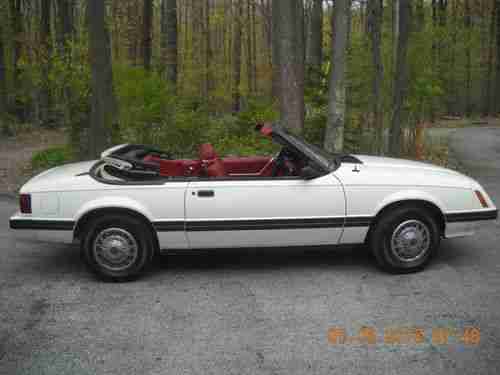 1983 Ford Mustang GLX Convertible 2-Door 3.8 V-6, image 12