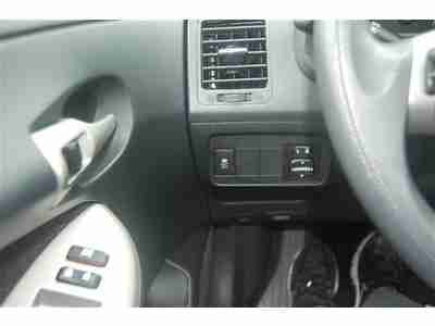 S 1.8L Bluetooth Traction control - ABS and driveline Rear defogger Tachometer, US $17,499.00, image 13