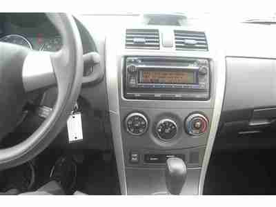 S 1.8L Bluetooth Traction control - ABS and driveline Rear defogger Tachometer, US $17,499.00, image 16