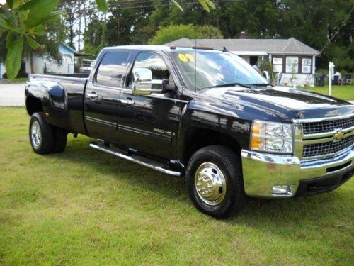 Beautiful 2009 chevrolet silverado 3500 hd ltz crew cab 4x4 6.6l diesel! nav,wow