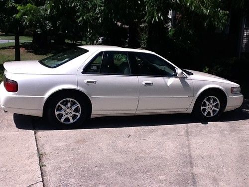 1999 cadillac seville sts sedan 4-door 4.6l pearl white - 96,030 miles  nice !!