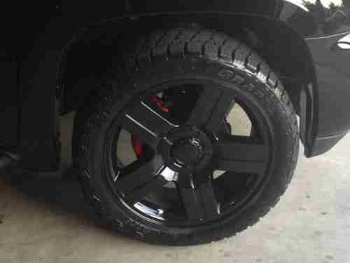 Z71 SUBURBAN CHEVROLET 1500 4D 4X4 LT (IMMACULATE CONDITION), image 3