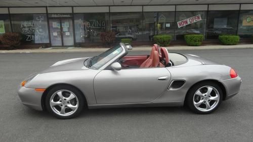 1 owner * navigation * parking sensors * highly optioned * convertible * manual
