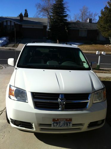 2009 dodge grand caravan sxt mini passenger van 4-door 3.8l