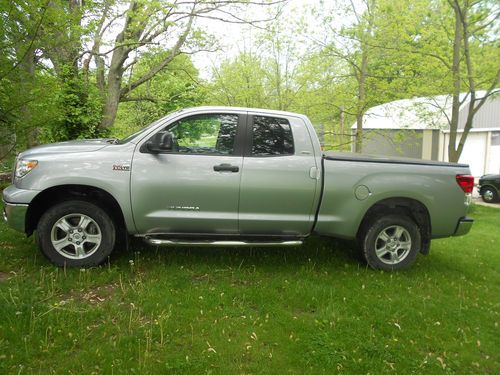 2010 toyota tundra sr5 extended crew cab pickup 4-door 5.7l