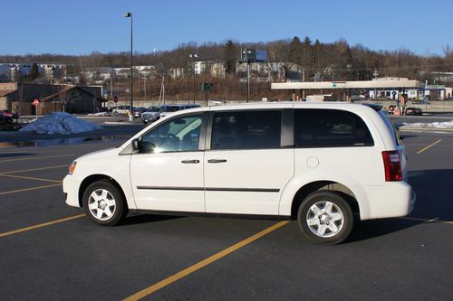 2009 dodge grand caravan c/v mini cargo van 4-door 3.3l