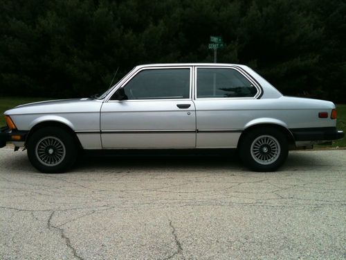 1981 bmw 320i  nice original car !   no reserve !!
