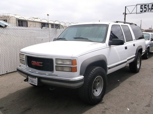 1995 gmc suburban, no reserve