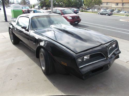 1977 pontiac trans am goldenrod yellow w-72 4sp