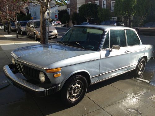 1976 bmw 2002 base coupe 2-door 2.0l