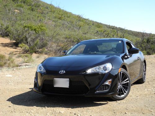 Scion fr-s; 4,512 miles - $27,000 (santa barbara)