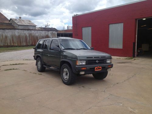 1992 nissan pathfinder se sport utility 4-door 3.0l