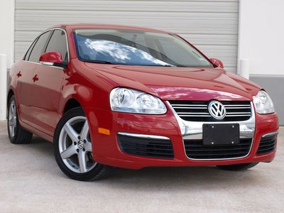 2010 jetta tdi 6speed leather s/roof htd seats 65k hwy miles loaded $499 ship