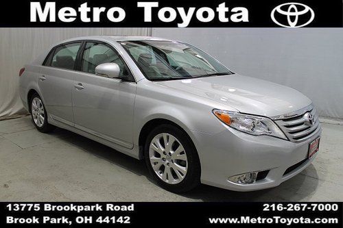 2011 toyota avalon xls