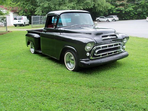 1957 chevrolet 3100 series pickup // ratrod !!