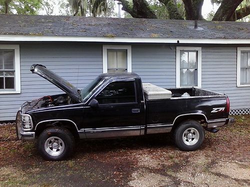 1994 chevrolet k1500 base standard cab pickup 2-door 5.0l