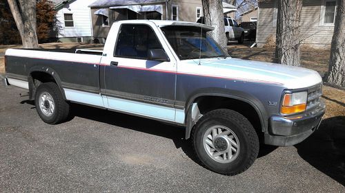 1993 dodge dakota le standard cab pickup 2-door 5.2l